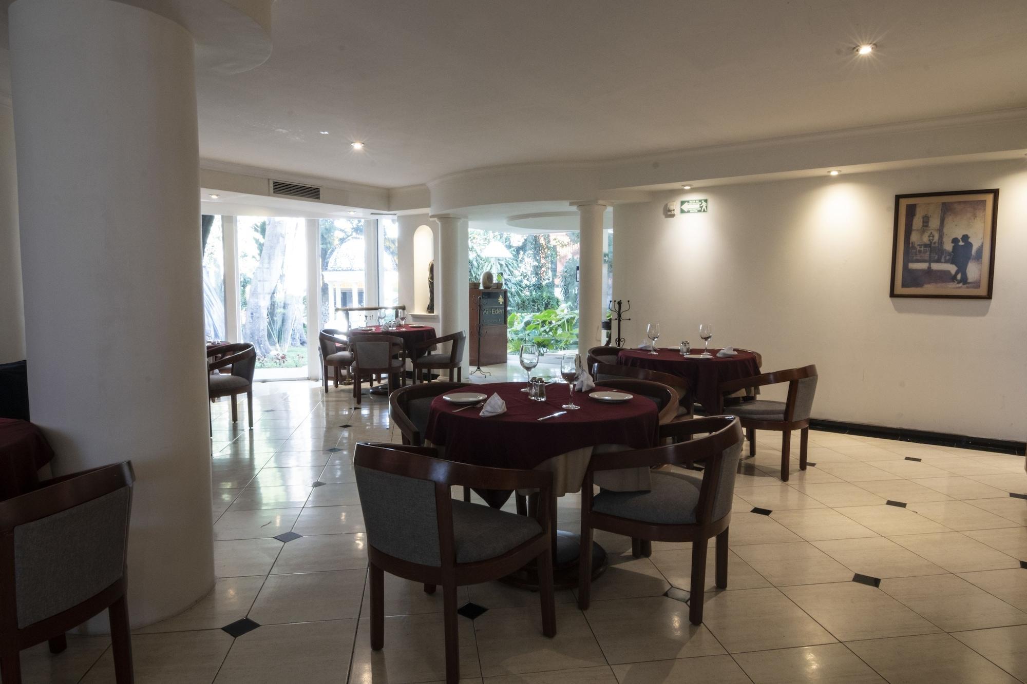 Hotel Ronda Minerva - Arborea Guadalajara Buitenkant foto