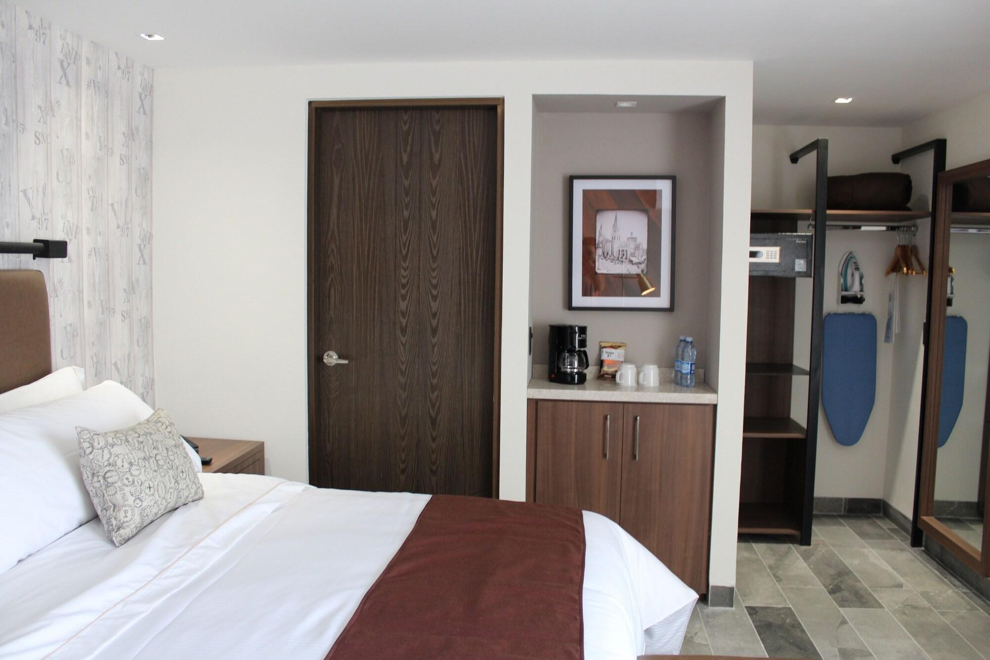 Hotel Ronda Minerva - Arborea Guadalajara Buitenkant foto