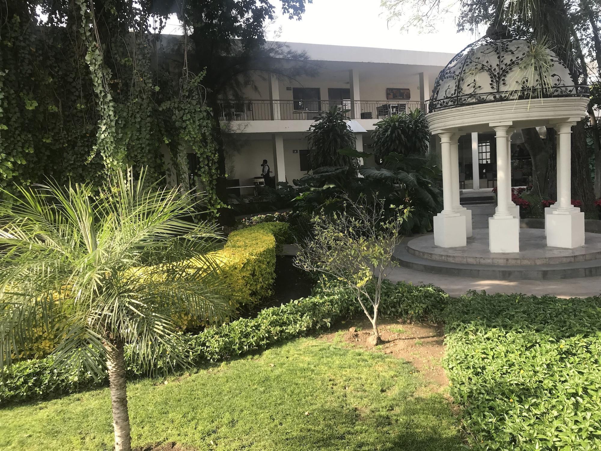 Hotel Ronda Minerva - Arborea Guadalajara Buitenkant foto