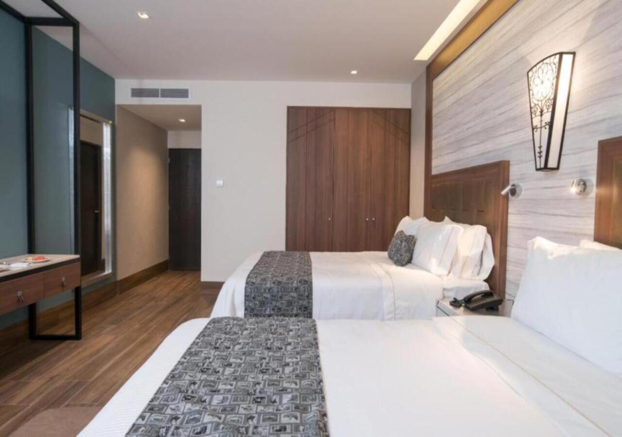 Hotel Ronda Minerva - Arborea Guadalajara Buitenkant foto