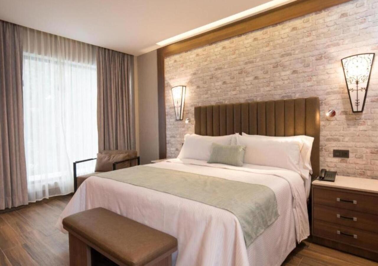 Hotel Ronda Minerva - Arborea Guadalajara Buitenkant foto